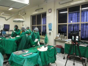 5. Live surgery demonstration of ACL reconstruction surgery at J J Hospital (5)